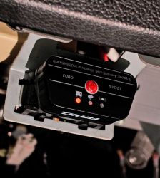 OBD2 bluetooth vikakoodinlukija kännykkään