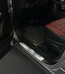 Kynnyslistat Toyota Rav4 2015-2018