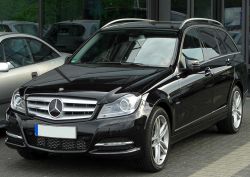 Takapuskurin suoja Mercedes C W204 T 2011-14