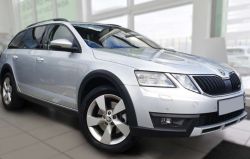 Takapuskurin suoja Skoda Octavia Scout Combi III 2013-19