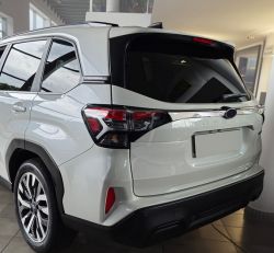 Takaluukun suojalista Subaru Forester VI 2024-