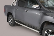 Toyota Hilux kylkiputket askelmilla 2016- 