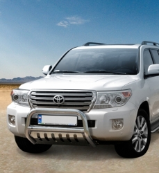 Eu-valoteline alleajosuojalla Toyota Land Cruiser V8 2012-