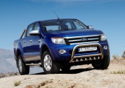 Eu-valoteline hampailla Ford Ranger 2012-