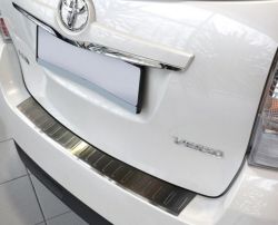 Takapuskurin suoja Toyota Verso 2013-