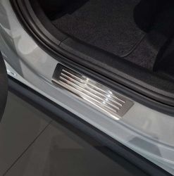 Kynnyslistat Volvo EX30 2023-