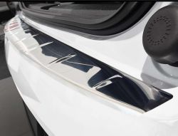 Takapuskurin suoja Volvo EX30 2023-
