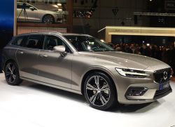 Kynnyslistat Volvo V60 II 2018-