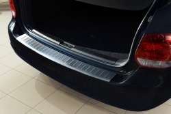 Takapuskurin suoja VW Golf Variant VI 2009-13