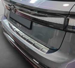 Volkswagen ID.7 Tourer takapuskurin suojalista