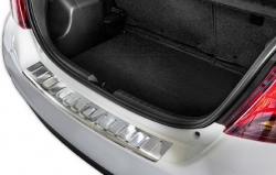 Takapuskurin suoja Toyota Yaris 